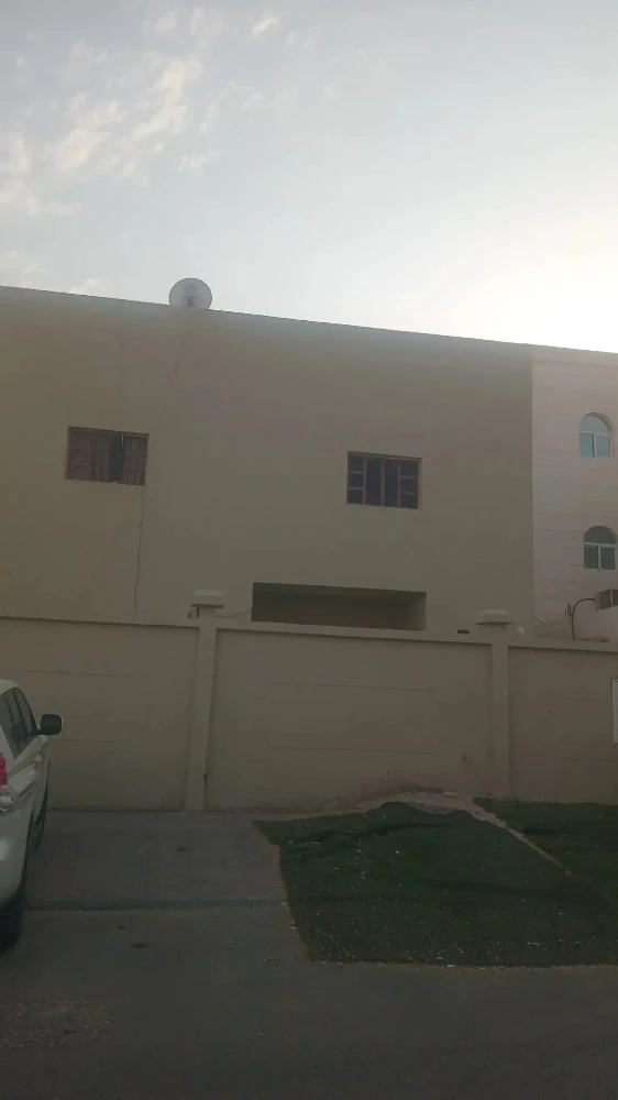 فيلا للبيع - 1