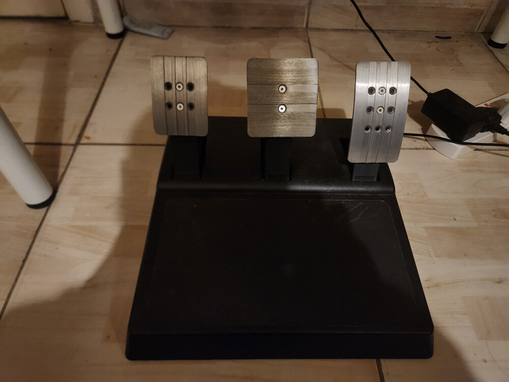 THRUSTMASTER T300 RS GT - 3