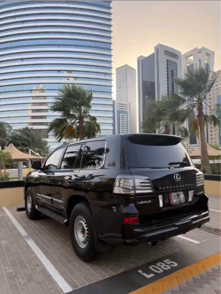 لكزس ٢٠١٤ - 3