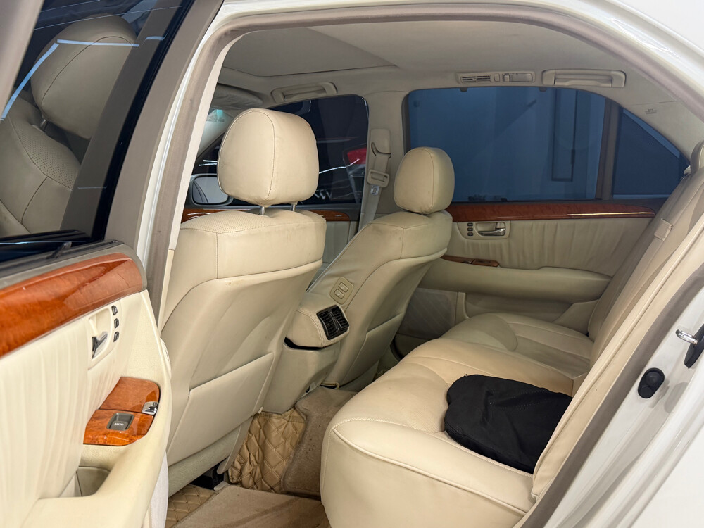 Lexus LS430 - 9