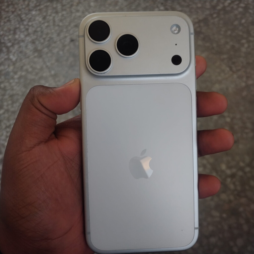 iphone 17 Pro max - 5