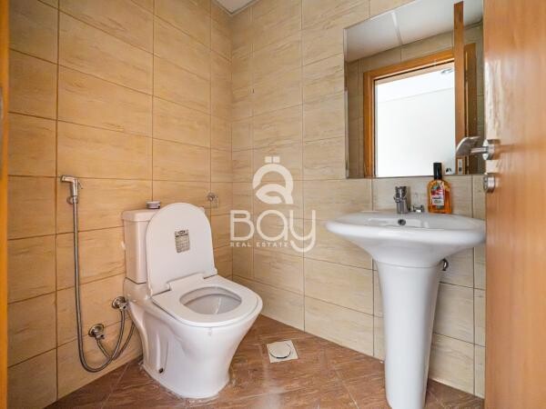 SPACIOUS 1 BHK | SEMI FURNISHED - 6