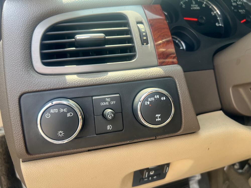 Chevrolet suburban 2013 - 2