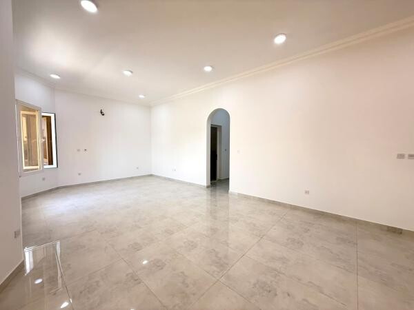 NEW 7BR VILLA+MAJLIS & LIFT - 3
