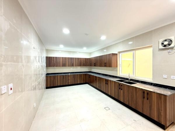 NEW 7BR VILLA+MAJLIS & LIFT - 9