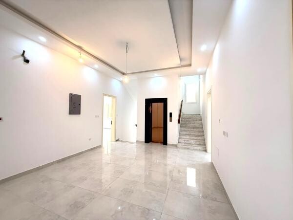 NEW 7BR VILLA+MAJLIS & LIFT - 2