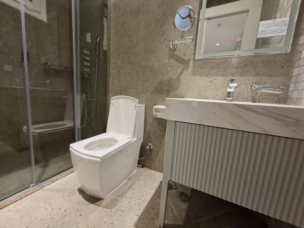 2BHK | BILLS IN | 1 MO FEEE | POOL - 15