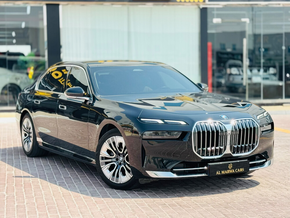 بي ام دبليو 735 أي موديل 2025 - 3