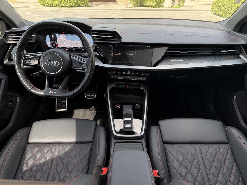 Audi S3 Sportback 2.0t QUATTRO - 1