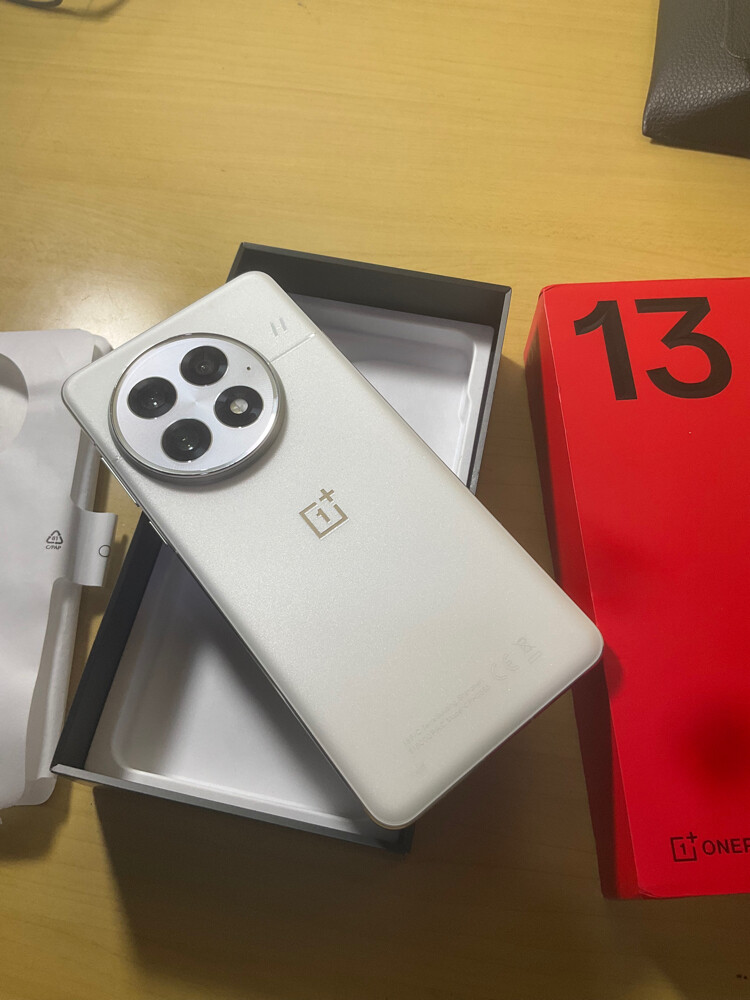 OnePlus 13 16/512gb - 1