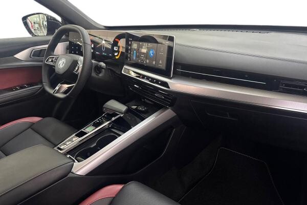 MG ONE LUXURY 1.5T 2026 560 KM - 2