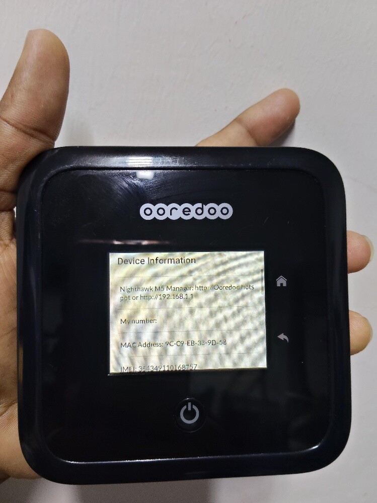 M5 5G pocket WiFi router - 1