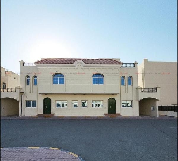 Villa opposite Woznan Mall - 1