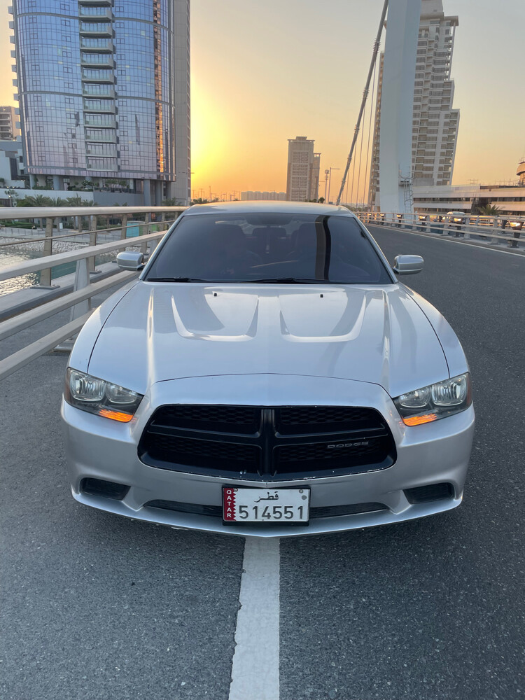 DODGE CHARGER  - 4