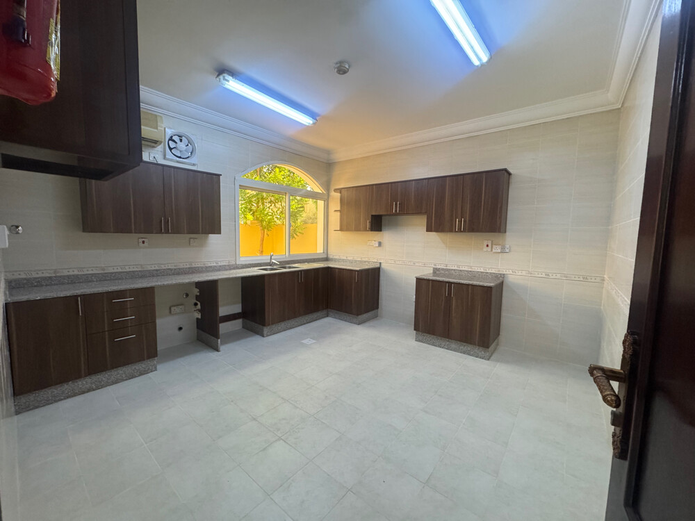 3 BHK villa for rent in Thumama  - 10