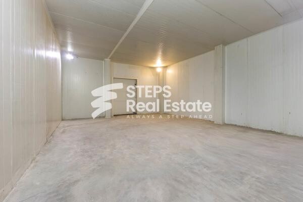 Warehouse in Industrial Area - 7