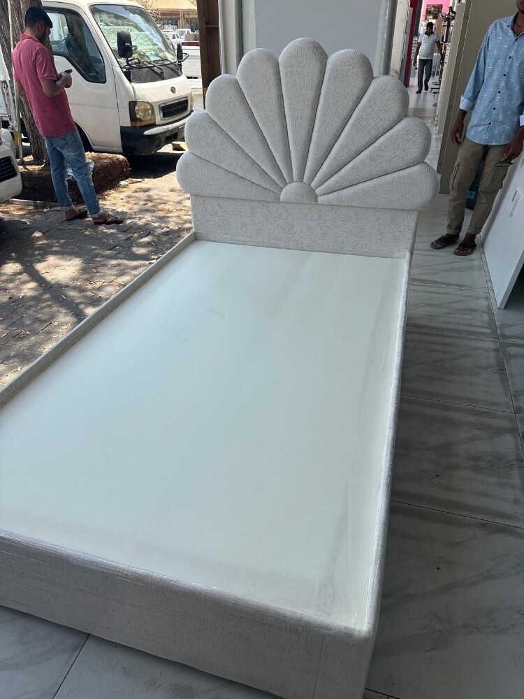 BOX BED + SPECIALTY MATTRESS - 1