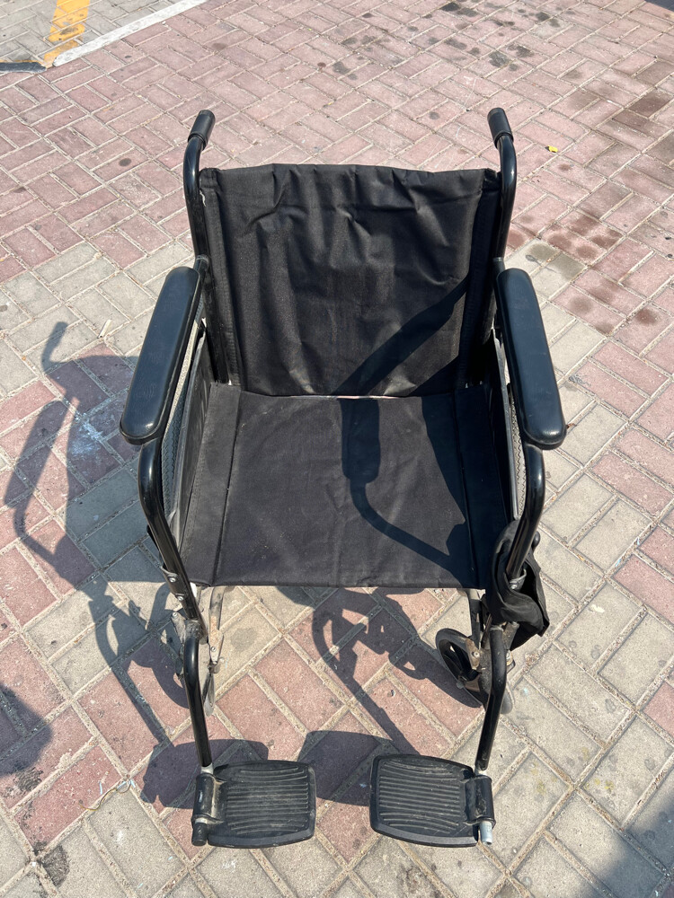 WHEEL CHAIR  - 3