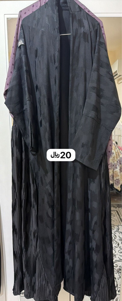 ملابس الرياضه وعبايات أسعار موجود - 24