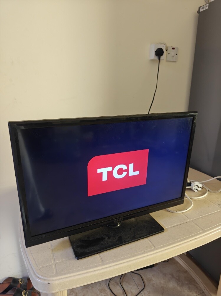 Tcl Led tv 28 inch no smart - 2