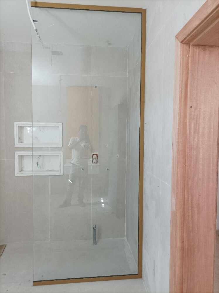 Aluminium & Glass Works. - 7