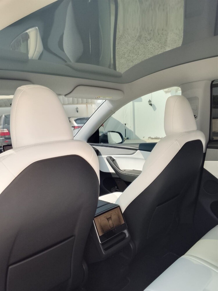 TESLA MODEL Y LONG RANGE 2025 - 7