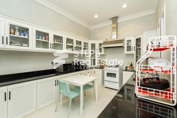 Furnished Villa in Al Thumama - 9
