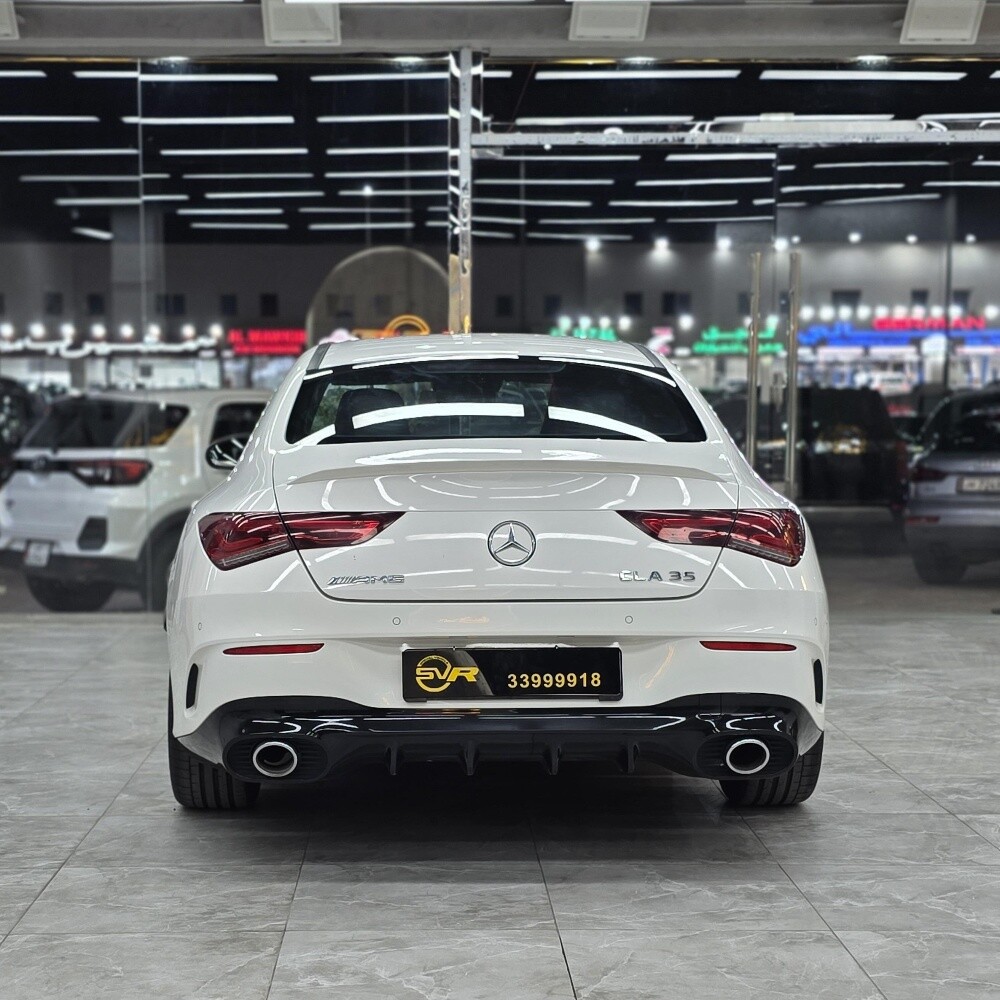 Mercedes-Benz - 9