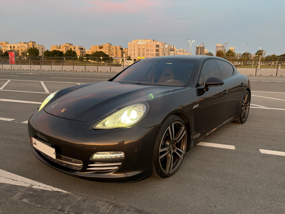 Porsche - 1