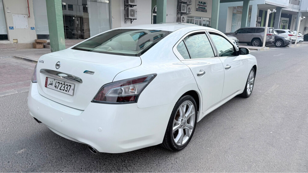 Nissan maxima - 5