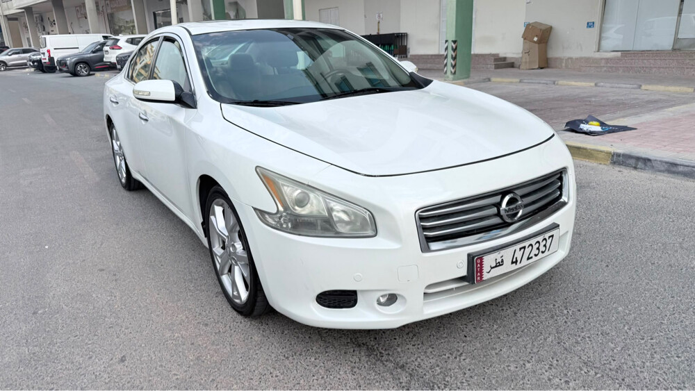 Nissan maxima - 2
