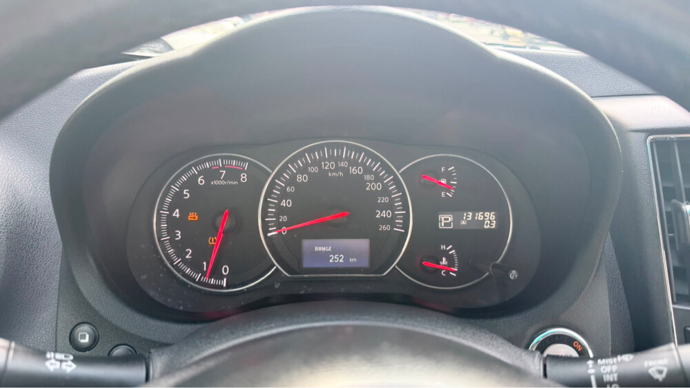 Nissan maxima - 6