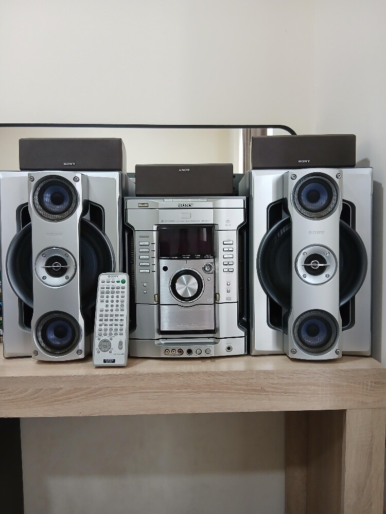 SONY MHC-GN77D - 4