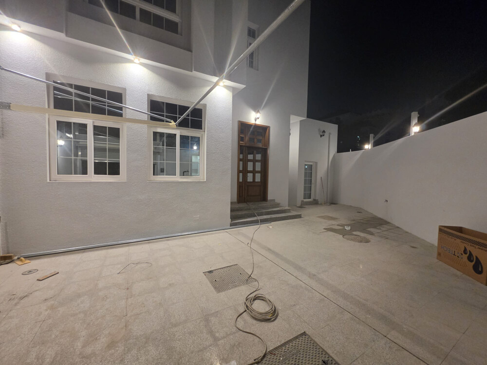 للايجار فيلل بالمطار  - 4