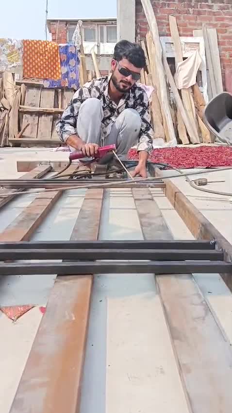 حداد لحم - 1