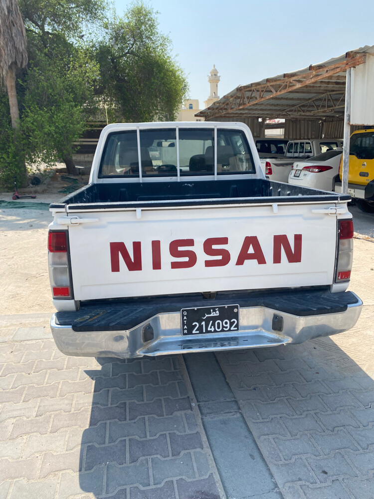 Nissan 2010 Model - 2