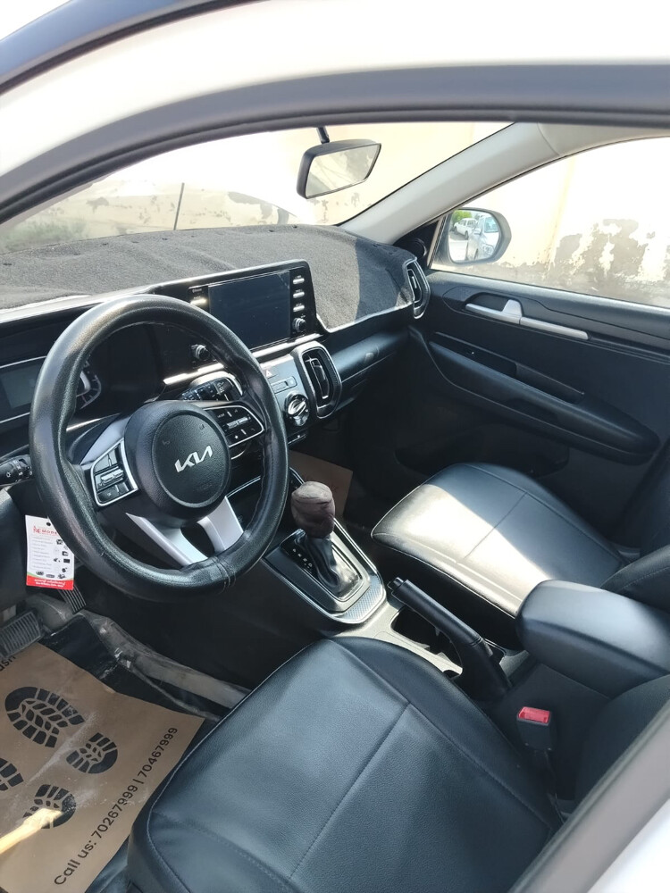 kia sonet model 2024 zero accedent - 2