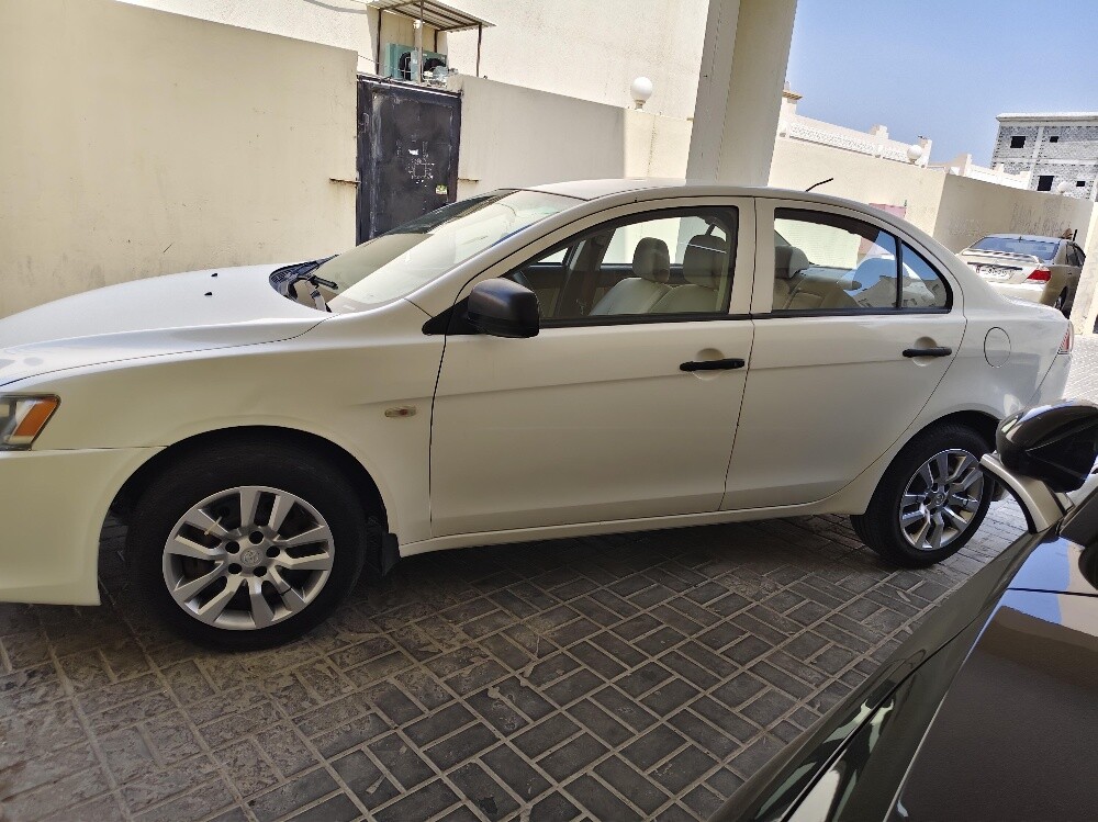 Mitsubishi    lancer   EX    2017 - 9