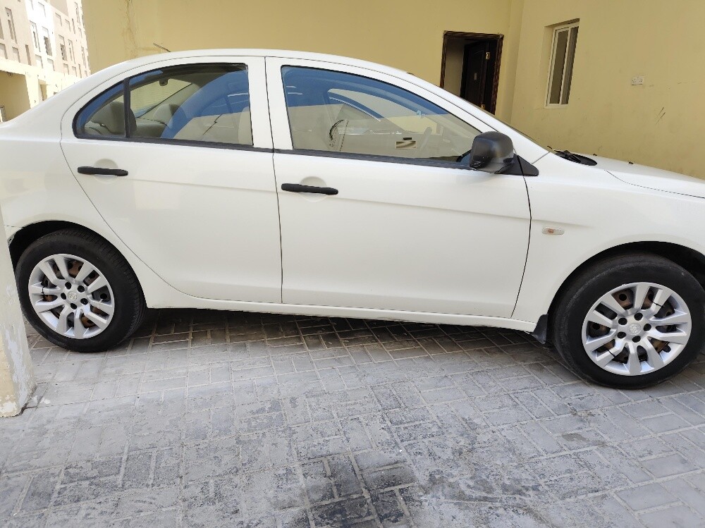 Mitsubishi    lancer   EX    2017 - 6