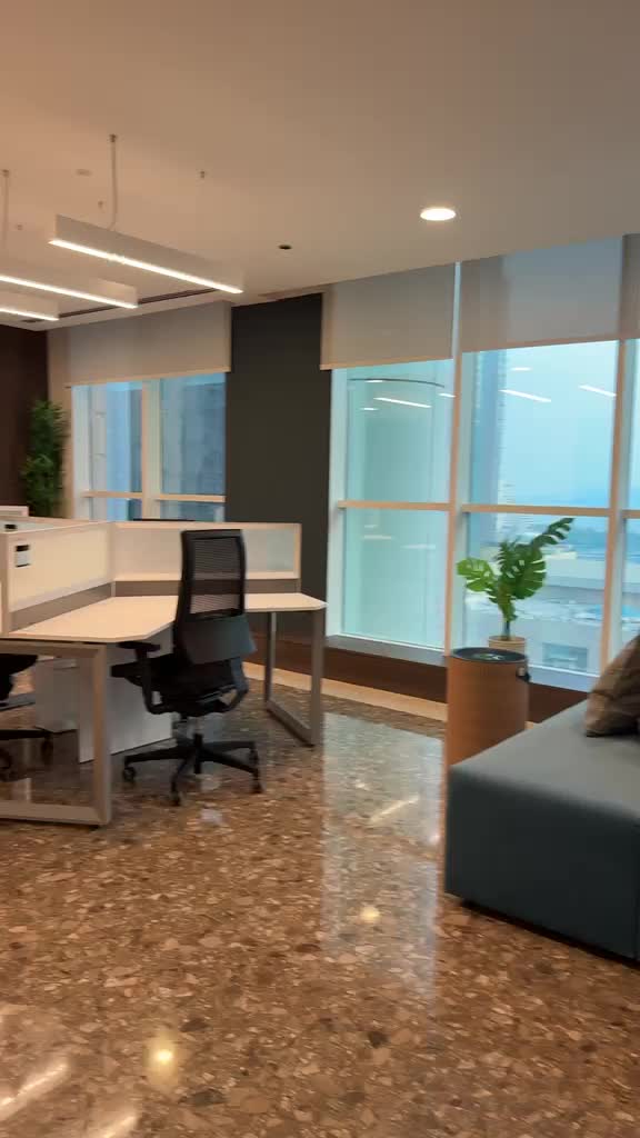 Private Office in West Bay - 2