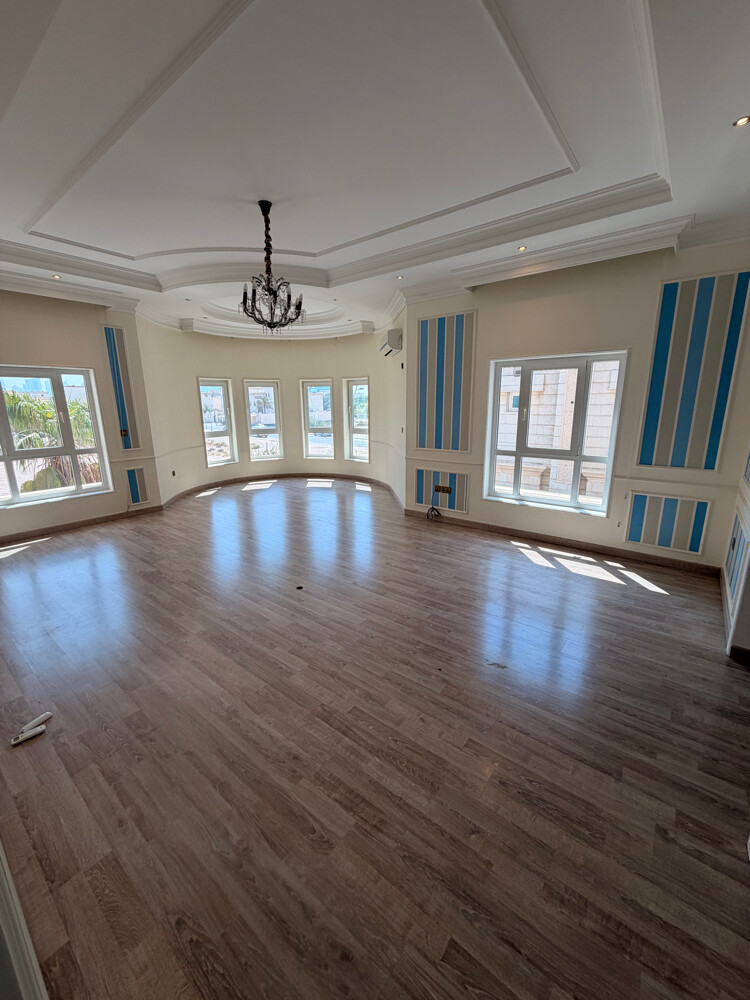 Standalone Villa in Al Markhiya - 3