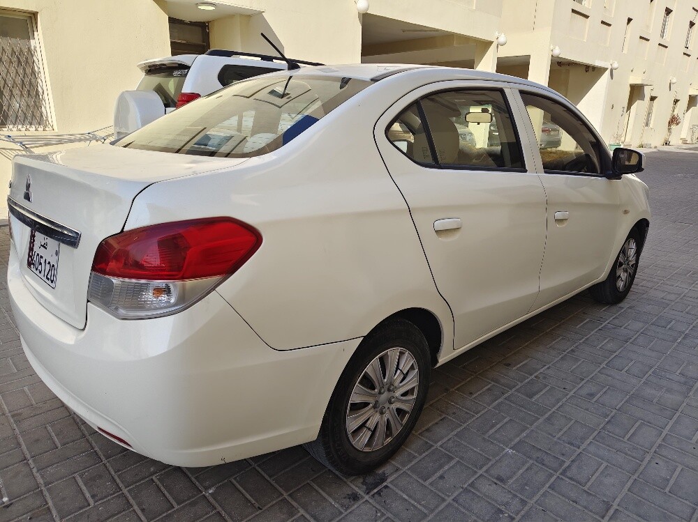 Mitsubishi     Attrage     2020 - 10