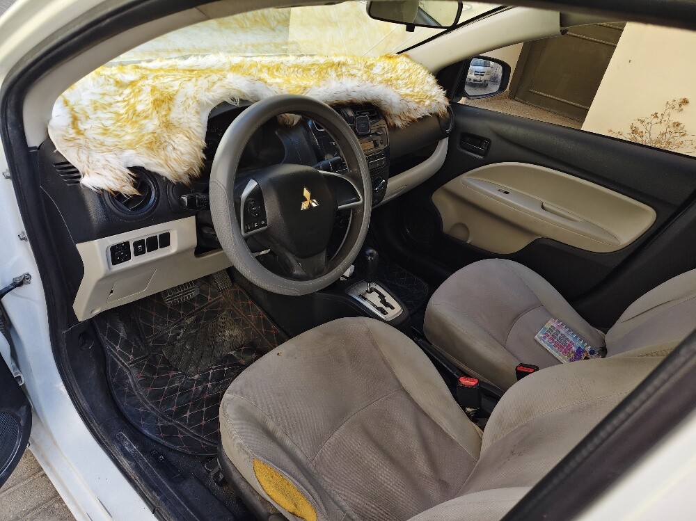 Mitsubishi     Attrage     2020 - 20
