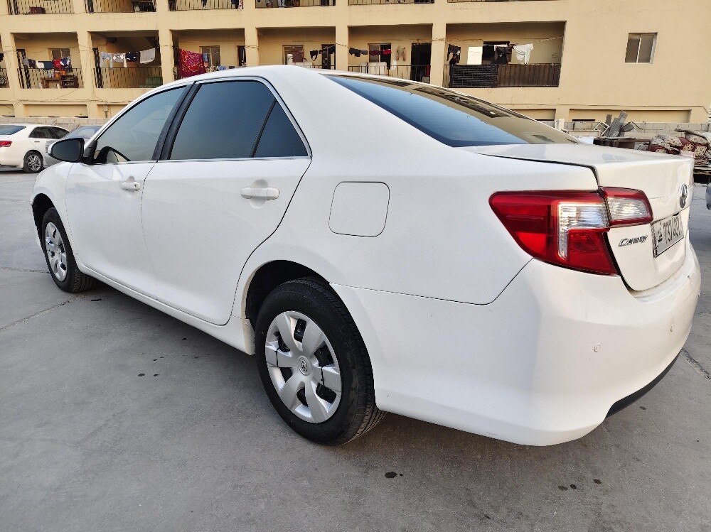 Toyota    Camry    2013   tv screen - 15