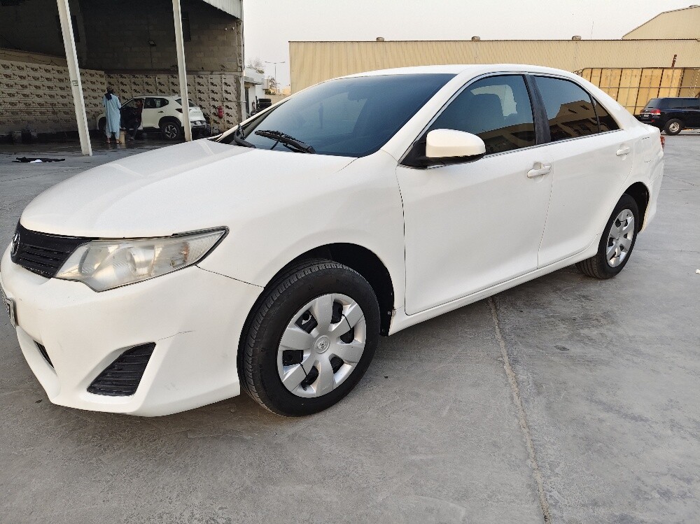 Toyota    Camry    2013   tv screen - 7