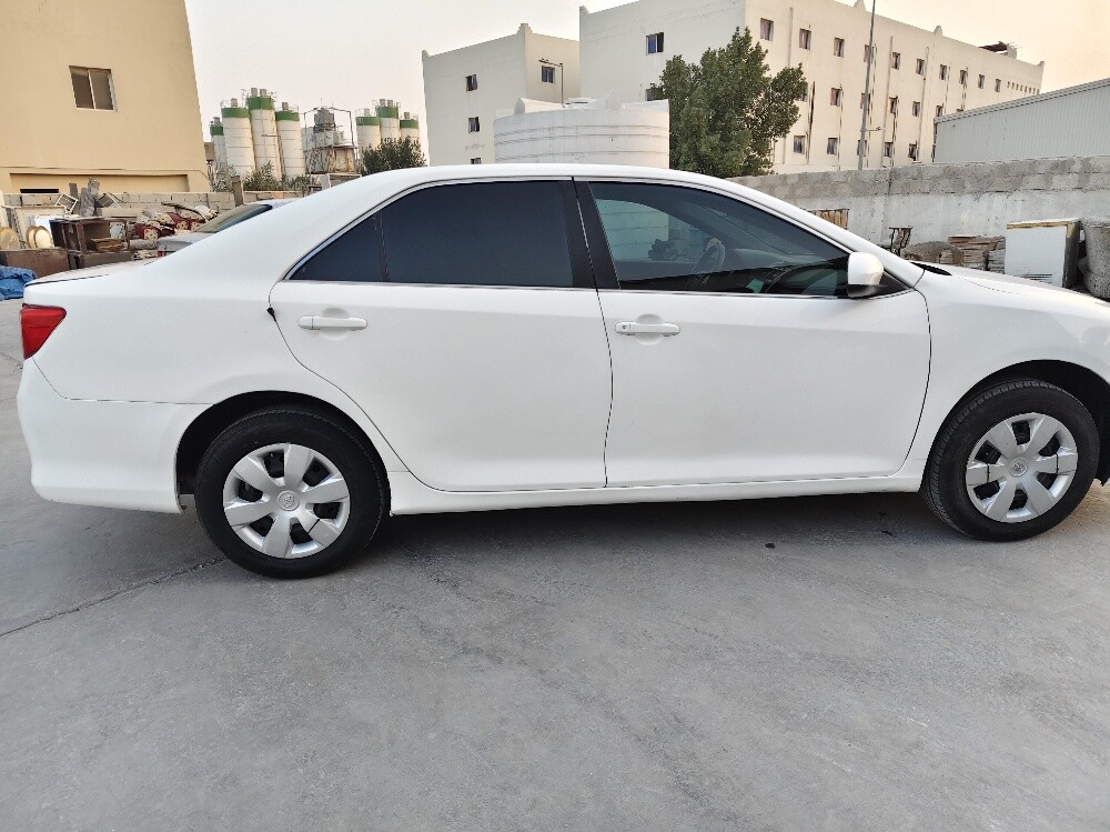 Toyota    Camry    2013   tv screen - 5