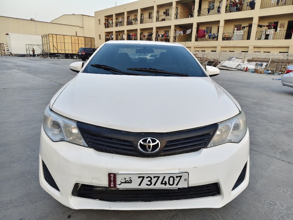 Toyota    Camry    2013   tv screen - 3