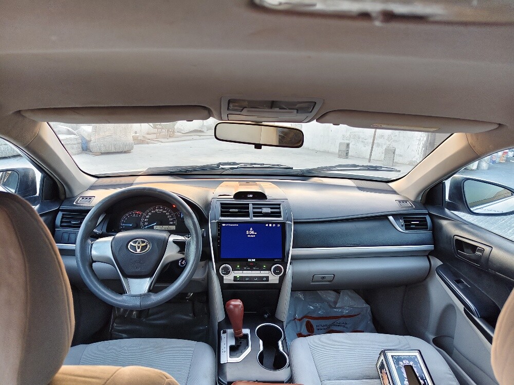 Toyota    Camry    2013   tv screen - 12