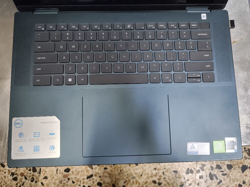 Dell Inspiron 16 i7 12th 32/1TB - 6
