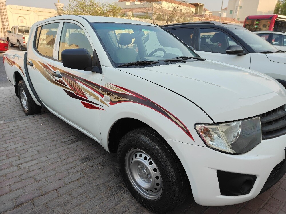 L200 Mitsubishi in mura - 5